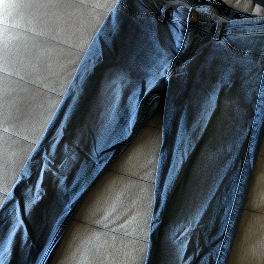 HOLLISTER JEANS - Picture 3 of 6